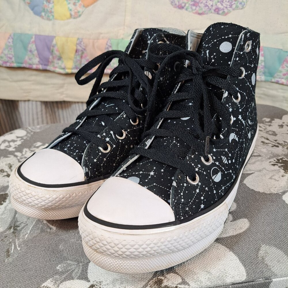 Converse | Constellations Sneakers | Size 5
